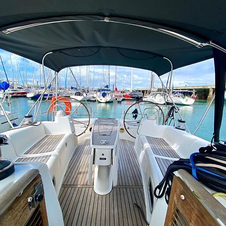 Nuit Insolite Sur Un Voilier Linge Et Menage Inclus - Boat Paradise La Rochelle La Rochelle  Exterior photo