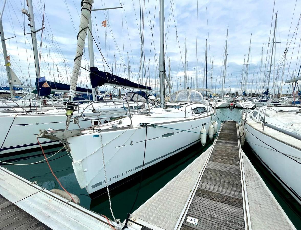 Nuit Insolite Sur Un Voilier Linge Et Menage Inclus - Boat Paradise La Rochelle La Rochelle  Exterior photo